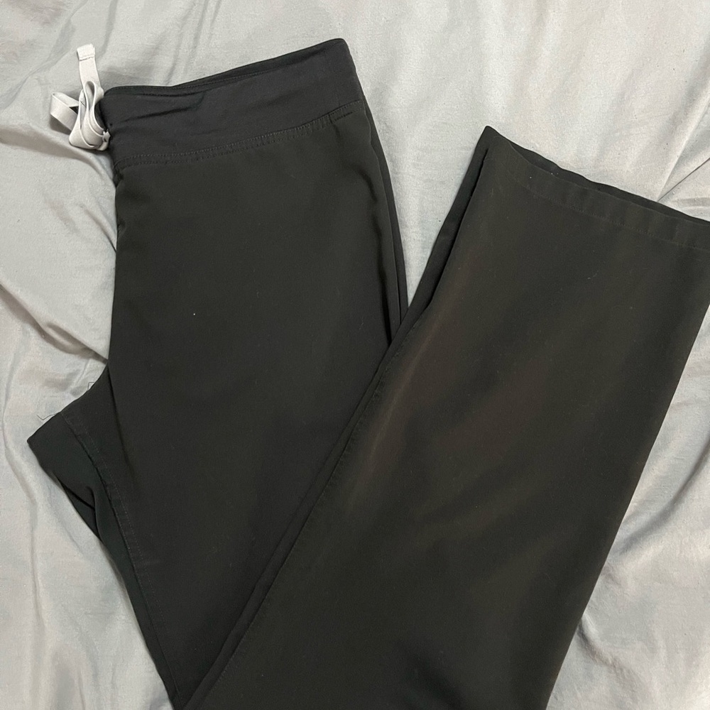 Figs Livingston Basic Scrub pants